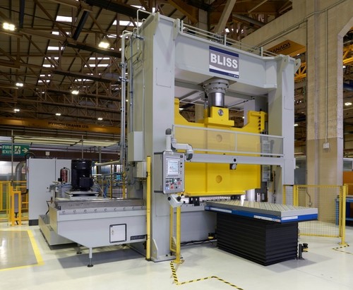 A new generation of presses for the aerospace manufacturing